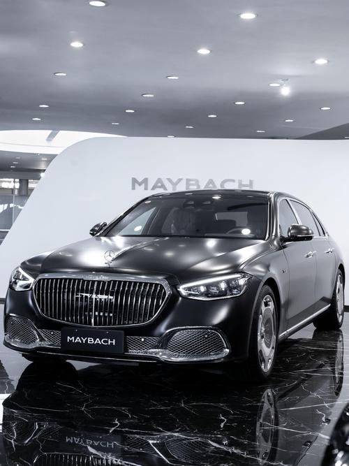 广州236岚图汽车的售后服务让用户无忧出行，迈巴赫未来的豪华车趋势